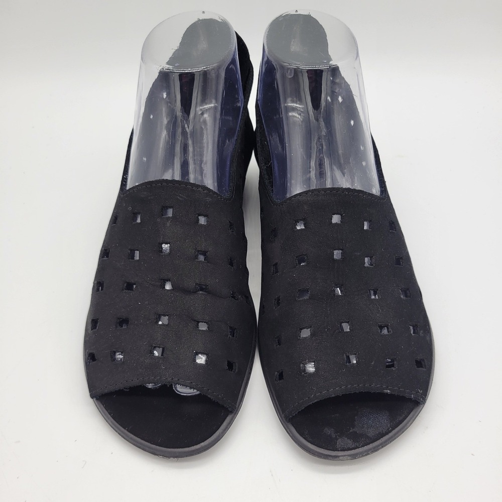Sesto Meucci Evonne Black Nubuck Perforated Zip Back Sandals Womens 7 EVONNEBLK